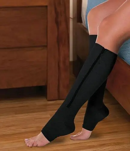 BEST Compression Socks For Travel Review (Laboratory Tested)