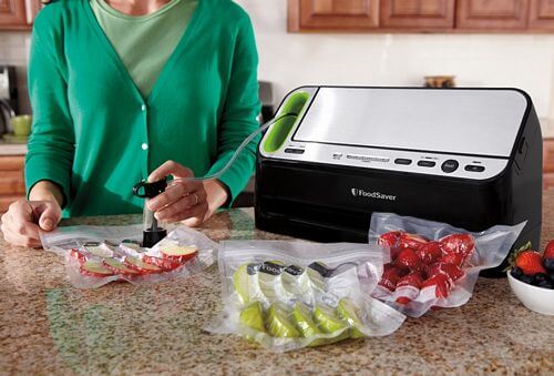 retractable handheld sealer FoodSaver