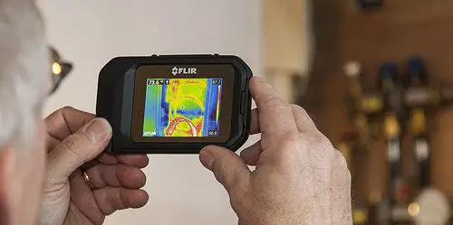 handheld thermal imaging camera