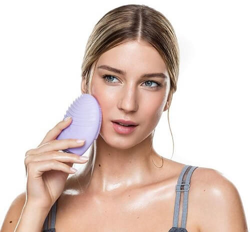 Best Cleansing Tool For Face (FOREO Luna 3 Review)