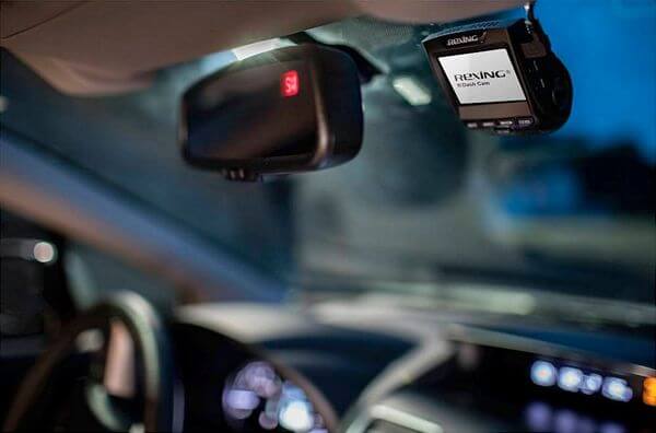 Best Front and Rear Dash Cam Under $200 (With WiFi)