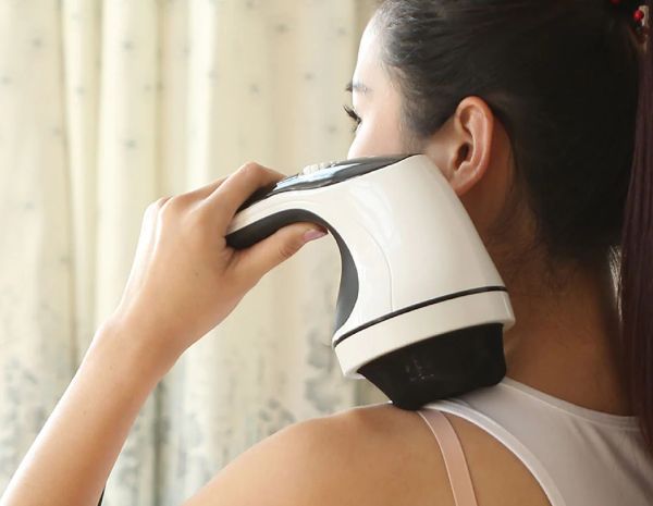 Difference Between a Vibration Massager and a Massage Gun