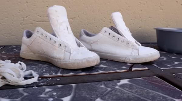 How to Clean White Shoes at Home