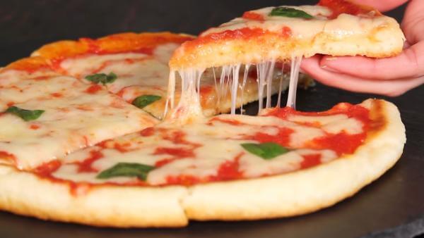 Easy, Homemade Pan Pizza Recipe