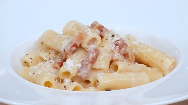 This Pasta Alla Gricia Recipe Will Blow Your Mind