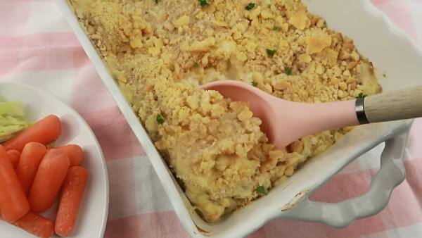 Easy Ritz Cracker Chicken Casserole Recipe