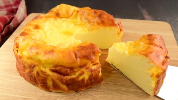 3-ingredient yogurt cake