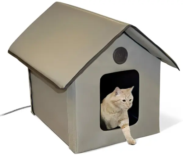 Heated Outdoor Cat House