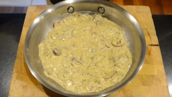 Creamy Garlic Mushroom Sauce Recipe For Steak, Chicken, Pork