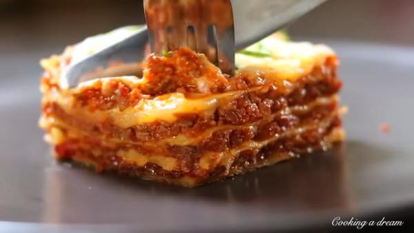 Lasagna With Bechamel Sauce