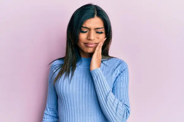 Toothache Relief – 13 Home Remedies