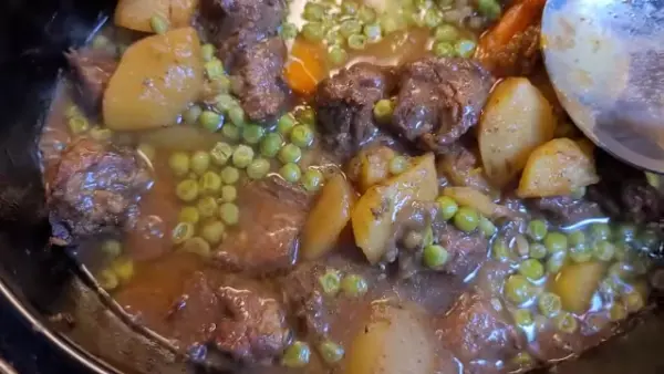 Satisfy Your Cravings with This Easy Beef Stew Crockpot Recipe!