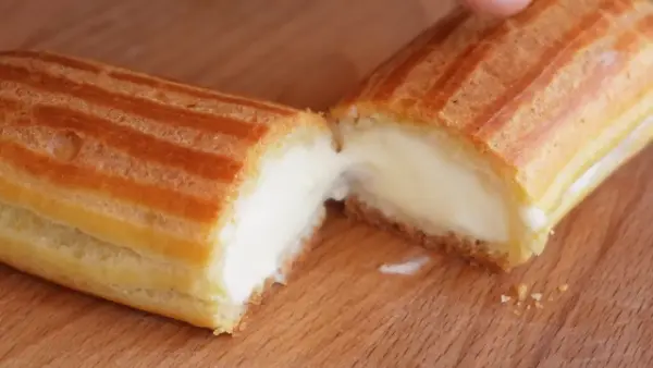Eclairs