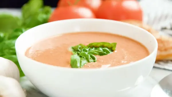 Cozy Up with This Easy Tomato Basil Soup Recipe Anyone Can Make!