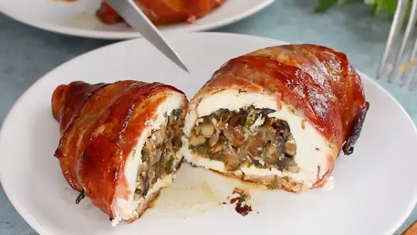 Baked Chicken Breast Recipe in Oven (With Mushrooms)