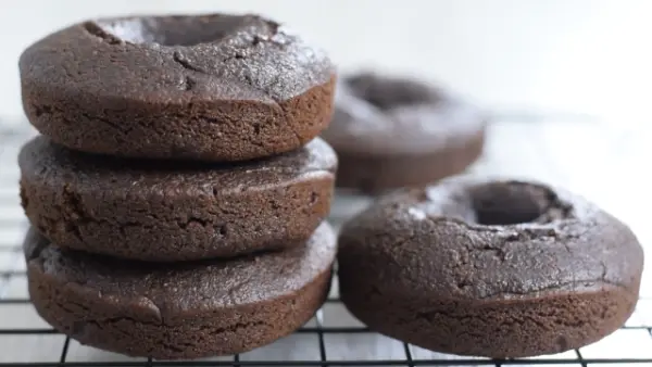 Baked Chocolate Donuts
