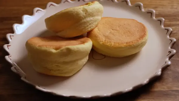 Easy Japanese Souffle Pancakes Recipe