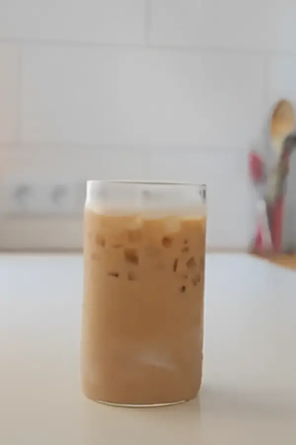 How to Make Iced Coffee Drinks