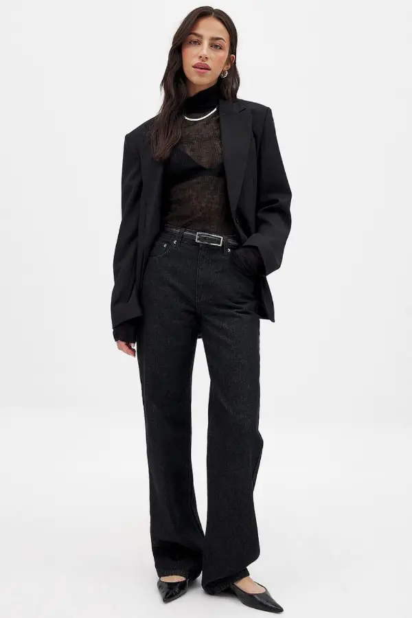 All Black Jeans Outfit
