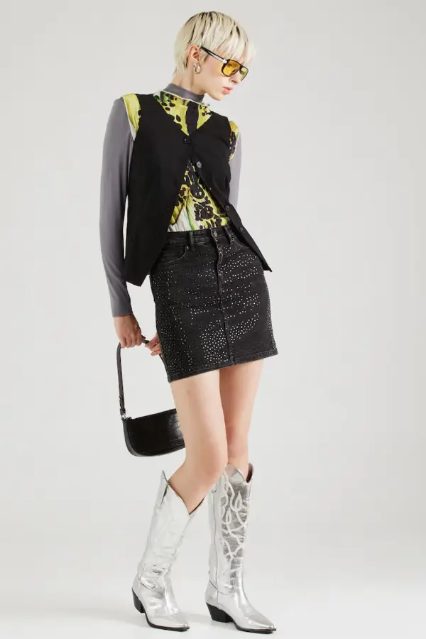 Black Denim Skirt Outfit Party
