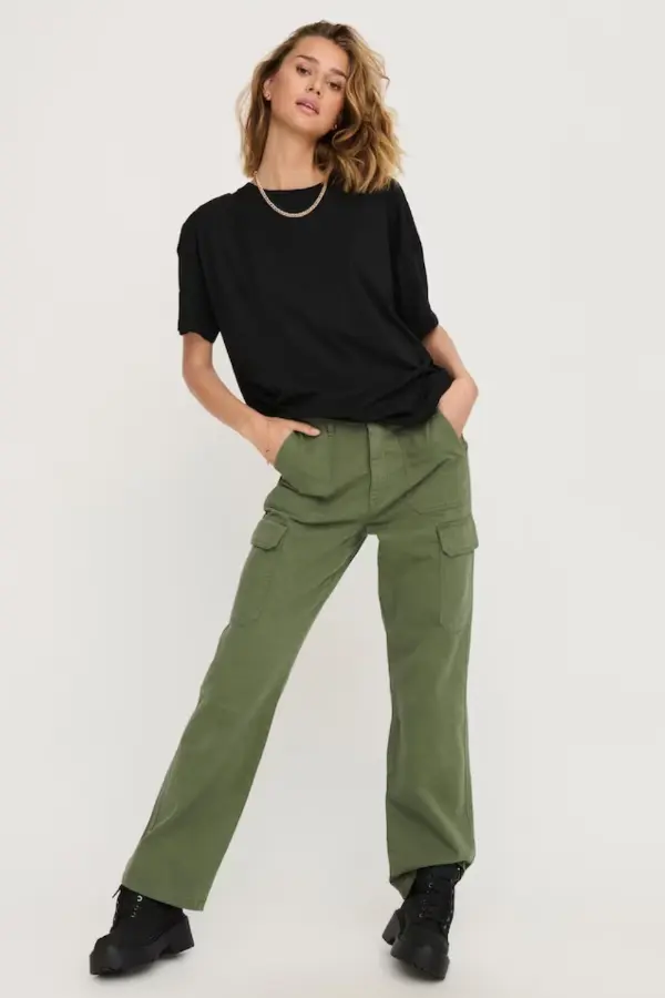 Concert Outfit With Cargo Pants