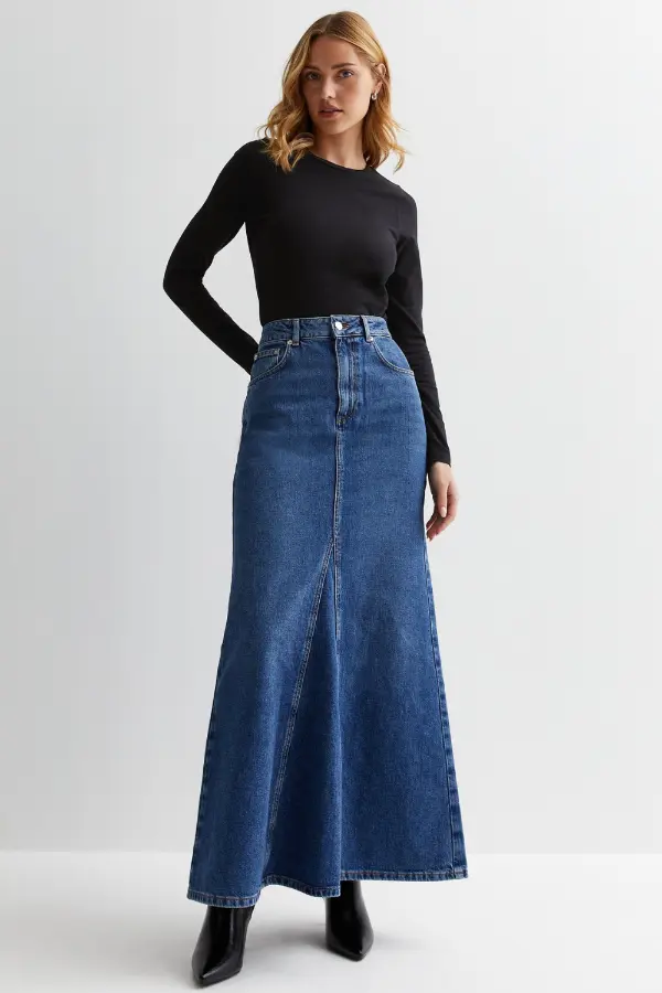 Denim Midi Skirt Outfit Winter