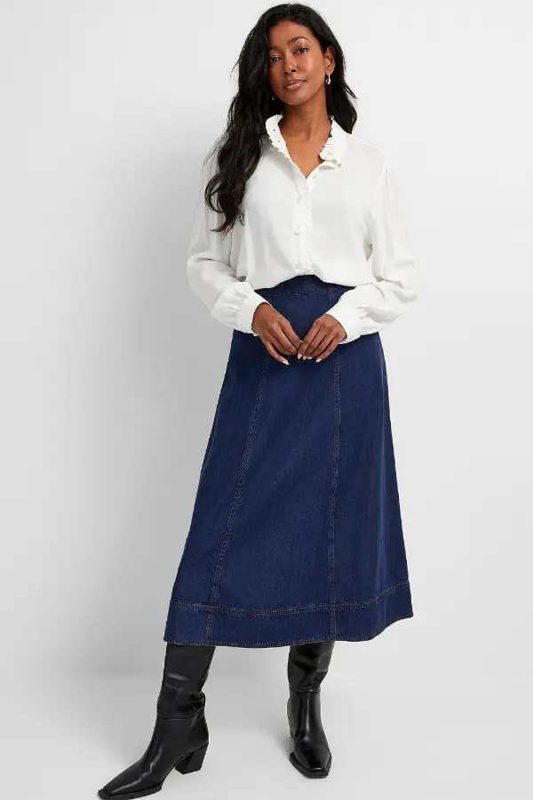Flared Denim Skirt Outfit