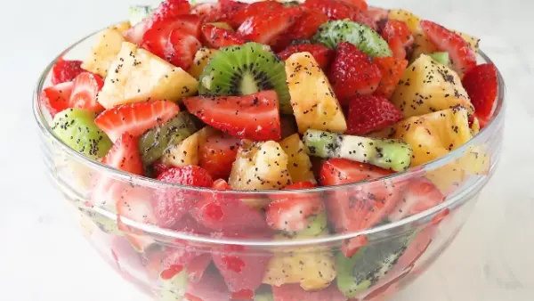 Easy Fresh Fruit Salad Recipe