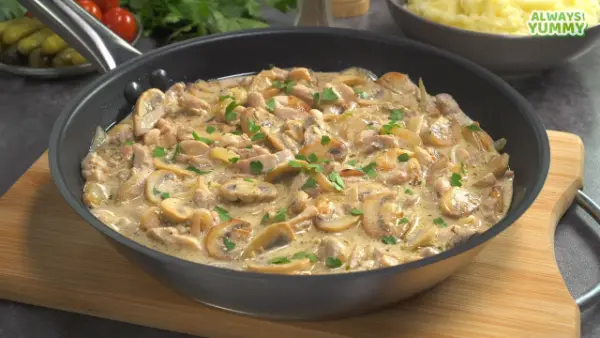 Easy Chicken Stroganoff Recipe With Mushrooms