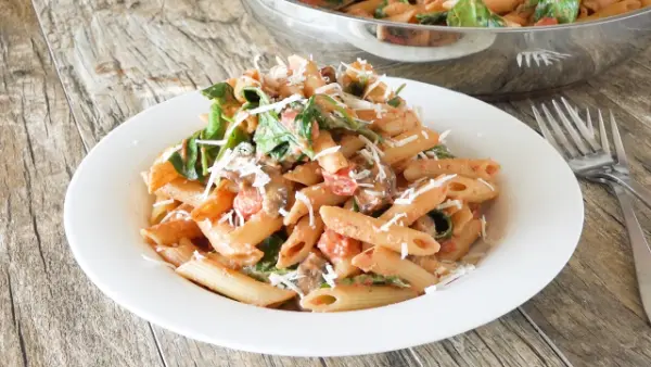 Easy Penne Rosa Recipe (Tomato Pasta)