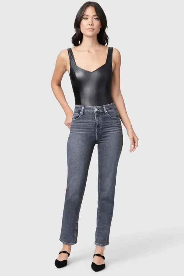 Ash Black Jeans Outfit