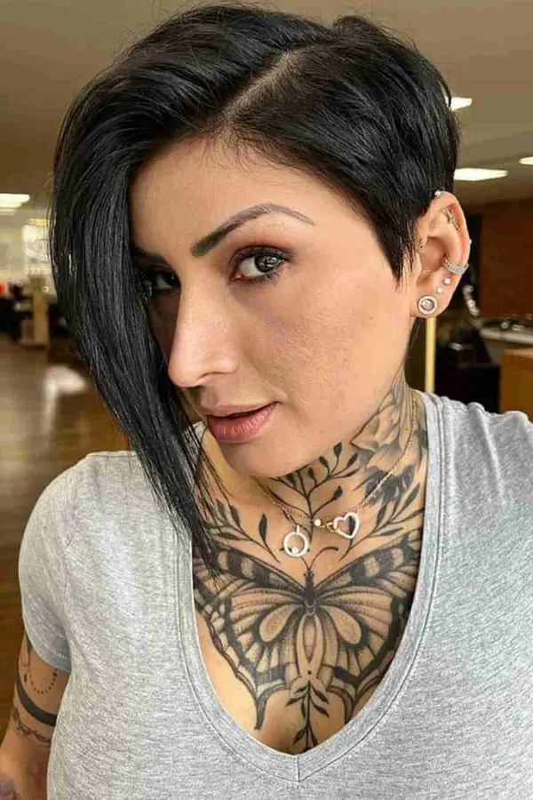 Asymetrical Haircut Edgy