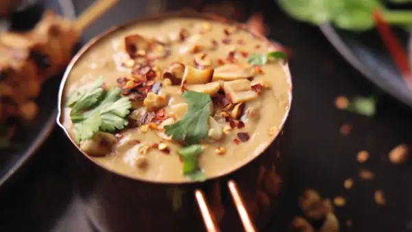 Easy Satay Sauce Recipe –  Ready in 10 Minutes!