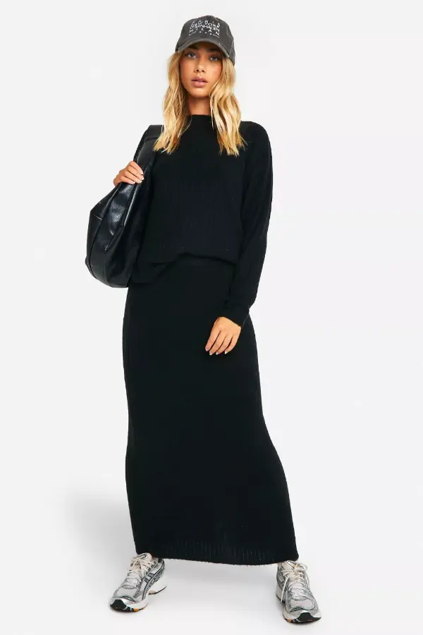 Black Knit Maxi Skirt Outfit