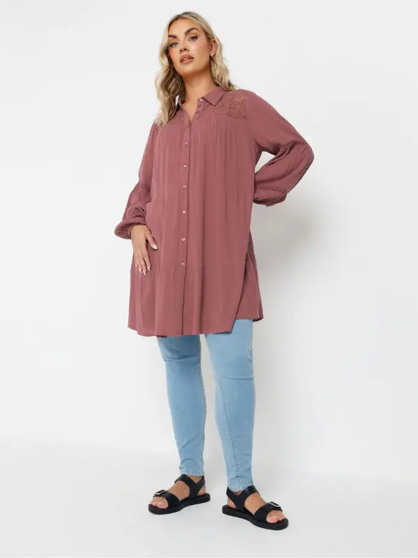 How to Style Oversized Shirt