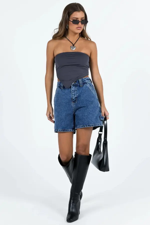 Baggy Jean Shorts Outfit