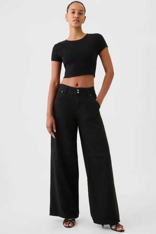 Black Baggy Jeans Outfit For Women