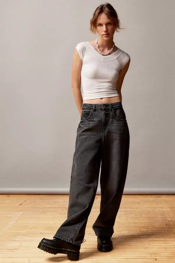 Black Baggy Jeans Outfit