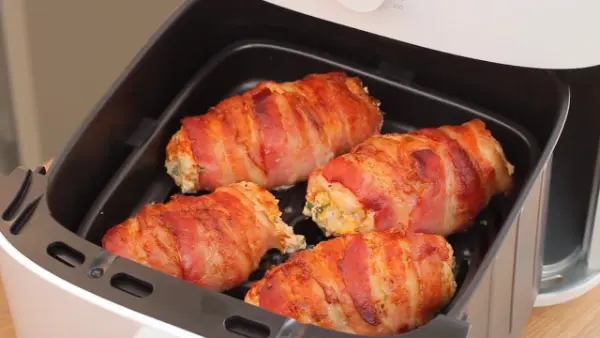 Chicken Rolls With Bacon Recipe