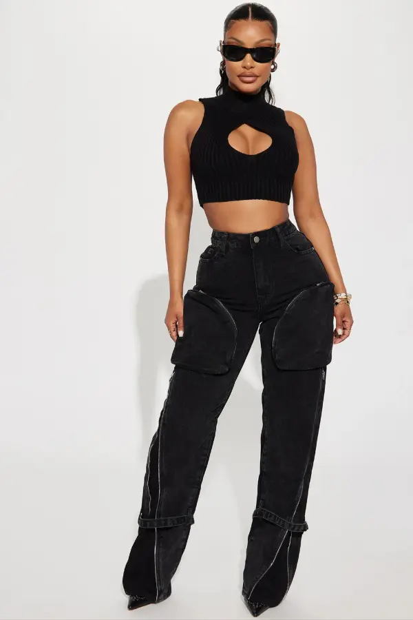 Black Baggy Jeans Going Out Outfit