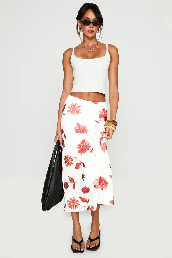 Floral Skirt Beach Outfit