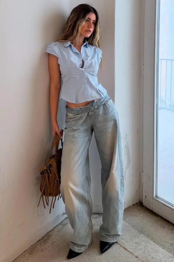 Low Rise Baggy Jeans Light Wash