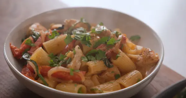 Tuscan Chicken Pasta