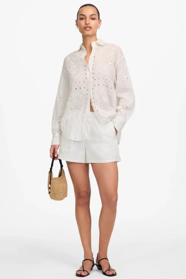 White Shorts Outfit Summer Classy