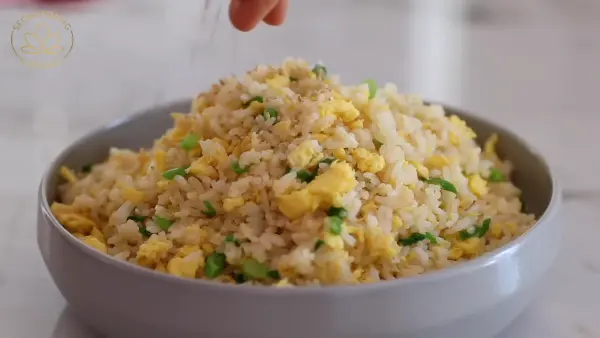 Easy Egg Fried Rice Recipe